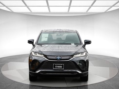 Used 2021 Toyota Venza Limited image 6