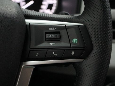 New 2026 Mitsubishi Outlander SE image 10