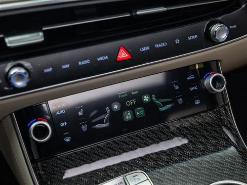 New 2026 Genesis GV70 3.5T Sport Prestige image 25