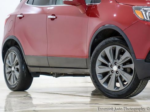 Used 2019 Buick Encore Preferred image 4