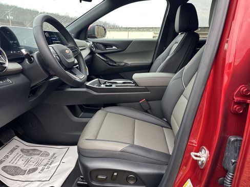 New 2026 Chevrolet Equinox LT w/ Convenience Package II image 7