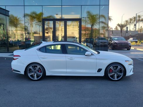 Certified 2025 Genesis G70 3.3T Advanced RWD image 5