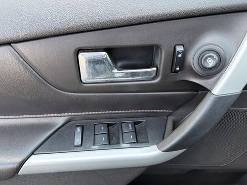 Used 2014 Ford Edge Limited w/ Equipment Group 302A AWD/4WD image 10