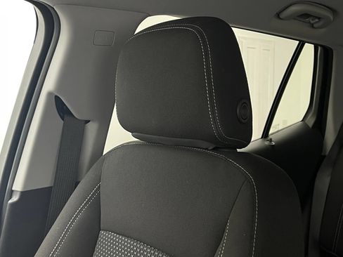 Used 2024 GMC Terrain SLE FWD image 38
