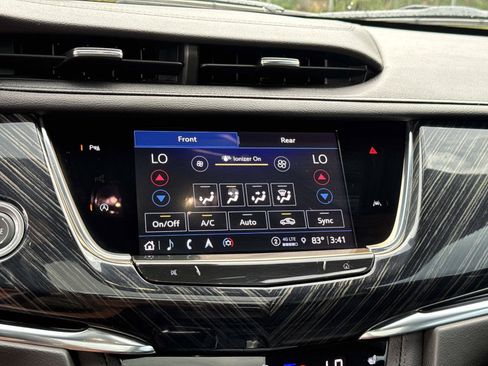 Used 2023 Cadillac XT6 Premium Luxury FWD image 20