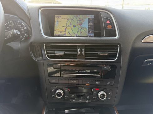 Used 2017 Audi Q5 3.0T Premium Plus w/ Technology Package image 36