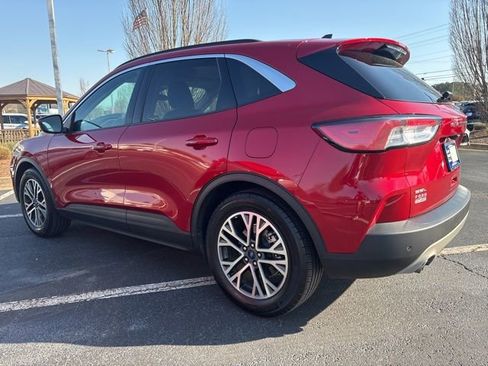 Used 2020 Ford Escape SEL image 8