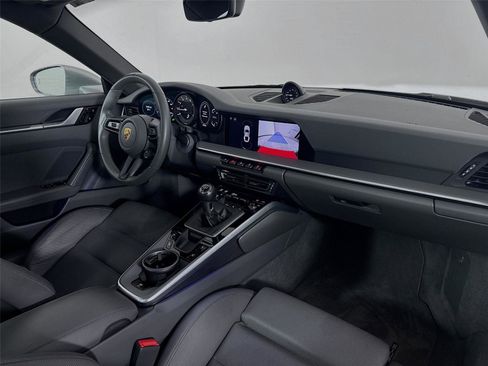 Used 2021 Porsche 911 Carrera S RWD image 18