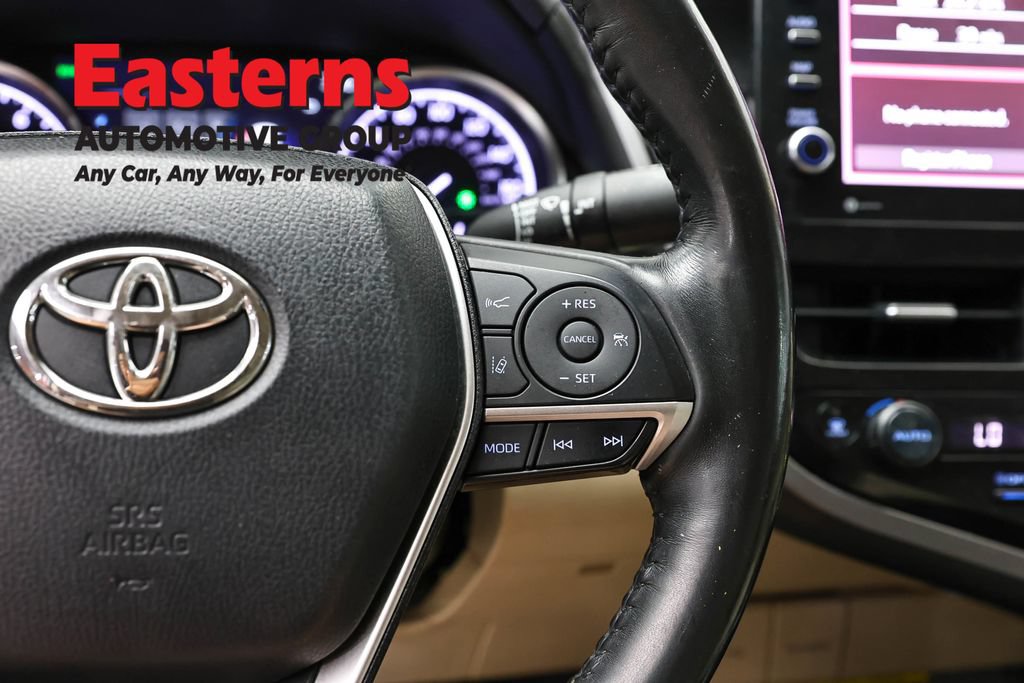 Used 2021 Toyota Camry XLE AWD/4WD image 17
