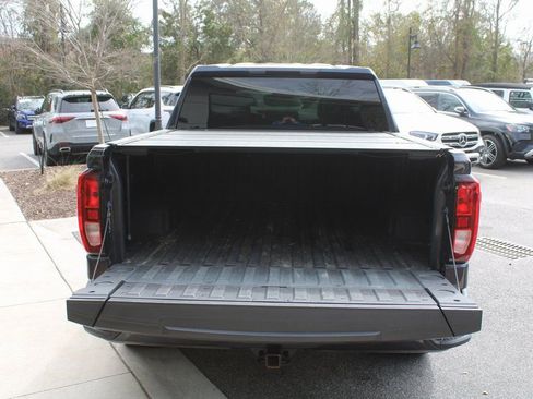 Used 2022 GMC Sierra 1500 Elevation AWD/4WD image 10