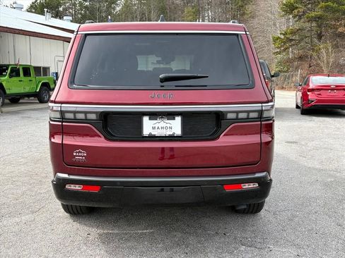 New 2026 Jeep Grand Wagoneer 4WD w/ Premium Group I image 4