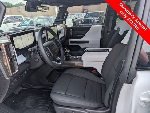 Used 2025 GMC Hummer EV 3X AWD/4WD image 14