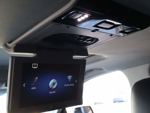 Used 2019 Cadillac Escalade Premium Luxury AWD/4WD image 12