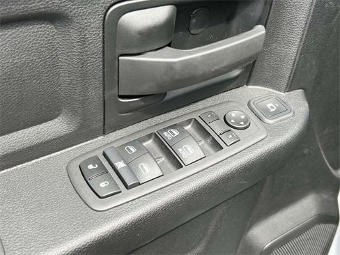 New 2024 RAM 5500 Tradesman w/ Chrome Appearance Group image 16