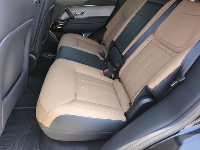 New 2027 Land Rover Range Rover Sport Dynamic SE AWD/4WD image 15