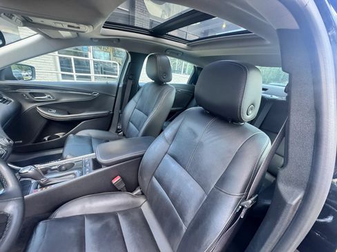 Used 2016 Chevrolet Impala LT w/ Leather Package FWD image 12