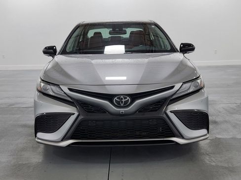 Used 2022 Toyota Camry XSE w/ Navigation Package FWD image 3