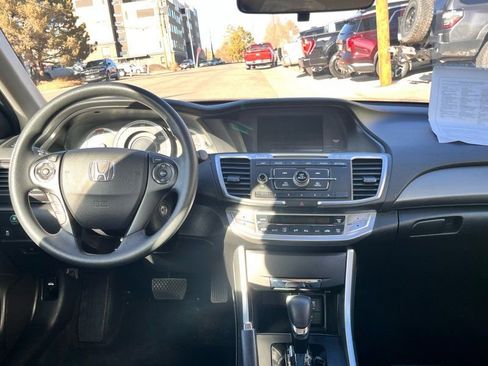 Used 2015 Honda Accord LX image 18