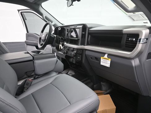 New 2025 Ford F250 XL w/ XL Off-Road Package image 26