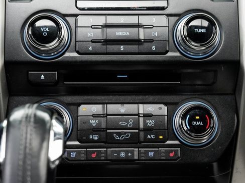 Used 2016 Ford F150 Lariat w/ Equipment Group 502A Luxury image 19