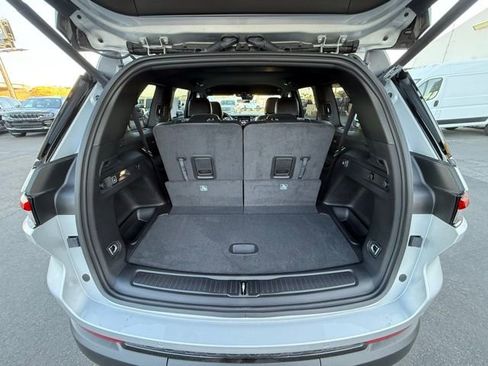 New 2025 Jeep Grand Cherokee L Laredo image 22