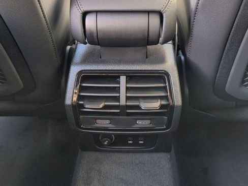 New 2025 Audi Q3 2.0T Premium image 21