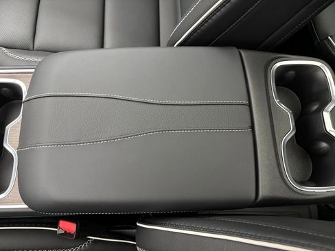 New 2026 GMC Acadia Denali w/ Super Cruise Package image 35