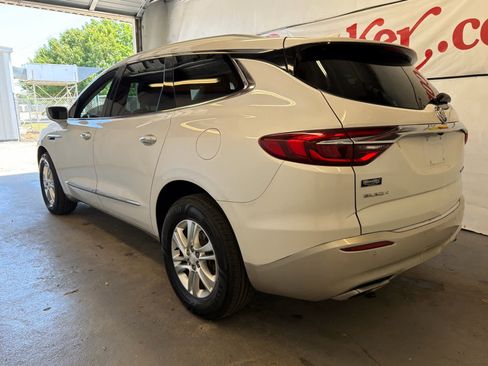 Used 2018 Buick Enclave Essence FWD image 6