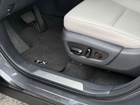 Certified 2025 Lexus TX 350 AWD image 24