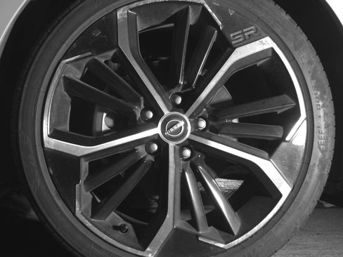 Used 2025 Nissan Altima 2.5 SR image 12