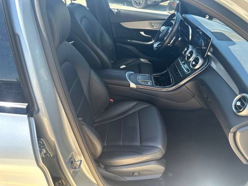 Used 2022 Mercedes-Benz GLC 300 image 34