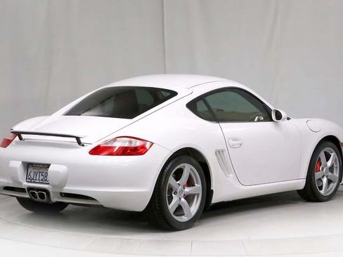 Used 2008 Porsche Cayman S RWD image 2