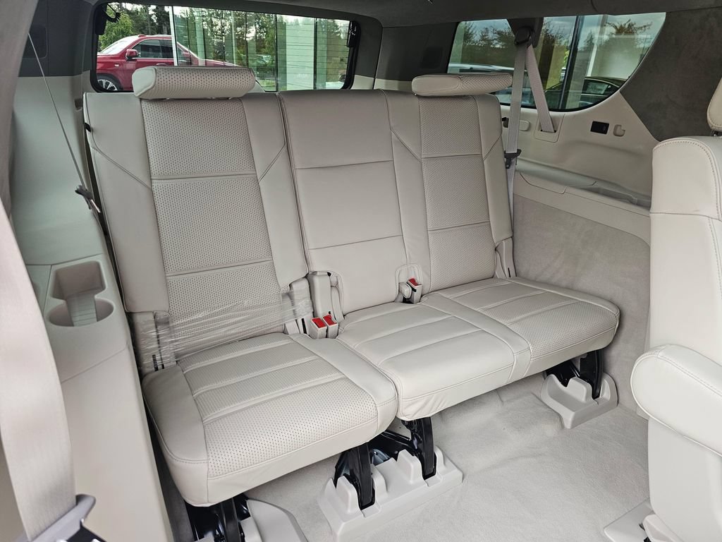 New 2026 Cadillac Escalade ESV Platinum Sport AWD/4WD image 13