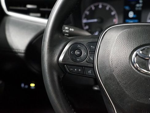 Certified 2024 Toyota Corolla Cross LE FWD image 14