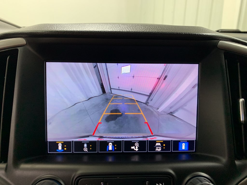 Used 2022 GMC Terrain AT4 w/ Infotainment Package II AWD/4WD image 10