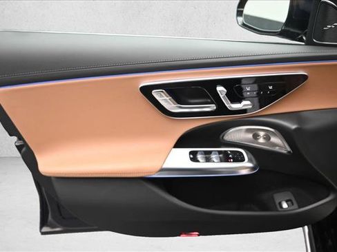 New 2026 Mercedes-Benz E 350 4MATIC Sedan image 18