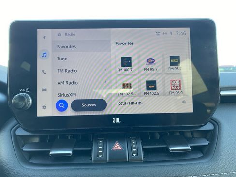 Used 2023 Toyota RAV4 Limited image 39