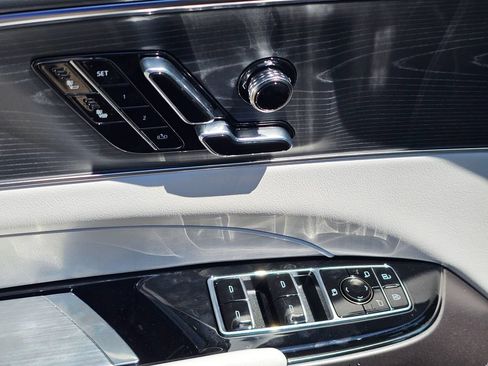 New 2026 Cadillac Lyriq Sport AWD/4WD image 22