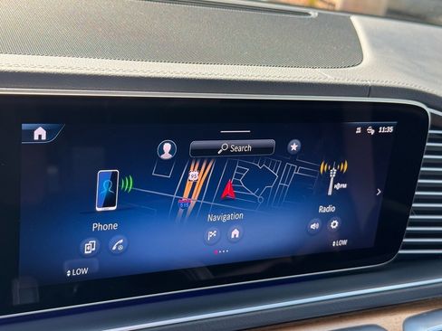 Certified 2024 Mercedes-Benz GLS 450 4MATIC image 32