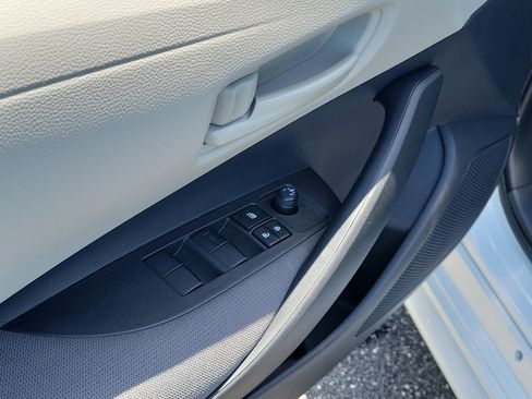 Used 2026 Toyota Corolla LE FWD image 20