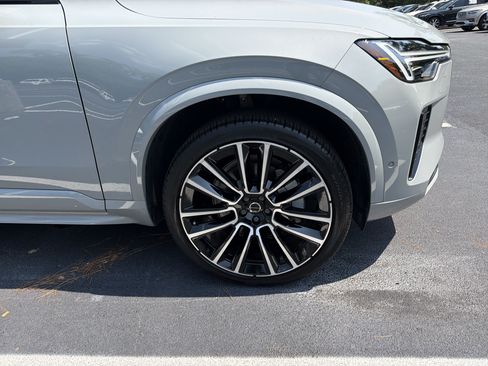 Certified 2026 Volvo XC90 B6 Ultra w/ Protection Package Premier AWD/4WD image 13