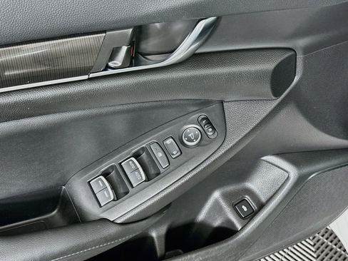 Used 2021 Honda Accord Sport Special Edition image 15