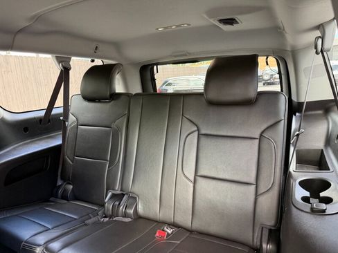 Used 2016 GMC Yukon XL Denali w/ Open Road Package AWD/4WD image 28
