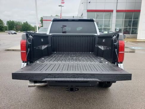 New 2026 Toyota Tacoma SR5 RWD image 7