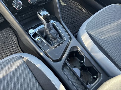 Used 2024 Volkswagen Taos S image 24