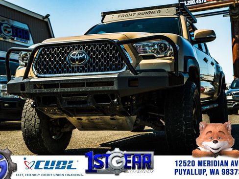 Used 2019 Toyota Tacoma TRD Off-Road AWD/4WD image 1