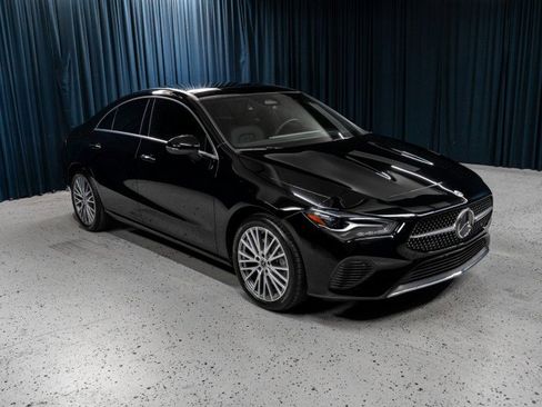 Certified 2025 Mercedes-Benz CLA 250 4MATIC image 3