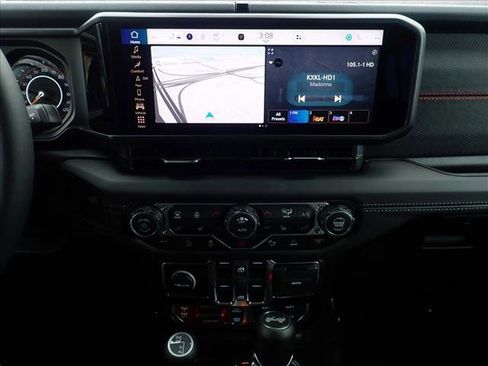 Used 2026 Jeep Wrangler Rubicon w/ Safety Group image 14