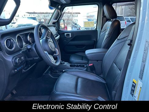 Used 2023 Jeep Wrangler Unlimited Rubicon 4xe w/ Cold Weather Group image 14