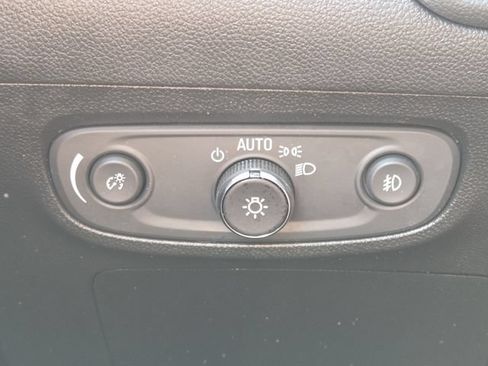 Used 2023 Buick Encore GX Select w/ Sport Touring Package FWD image 11